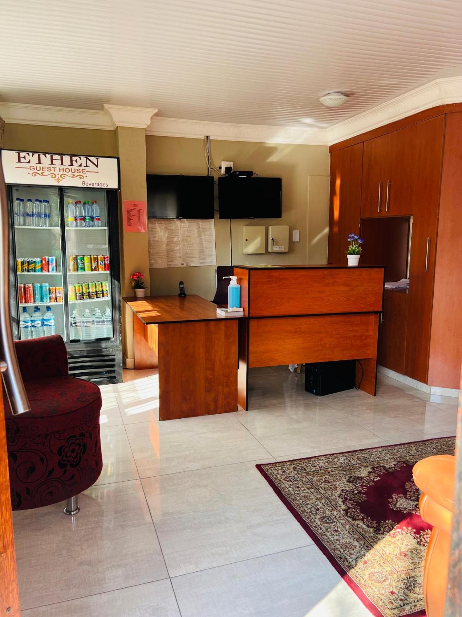 Ethen Guesthouse 波罗克瓦尼 外观 照片