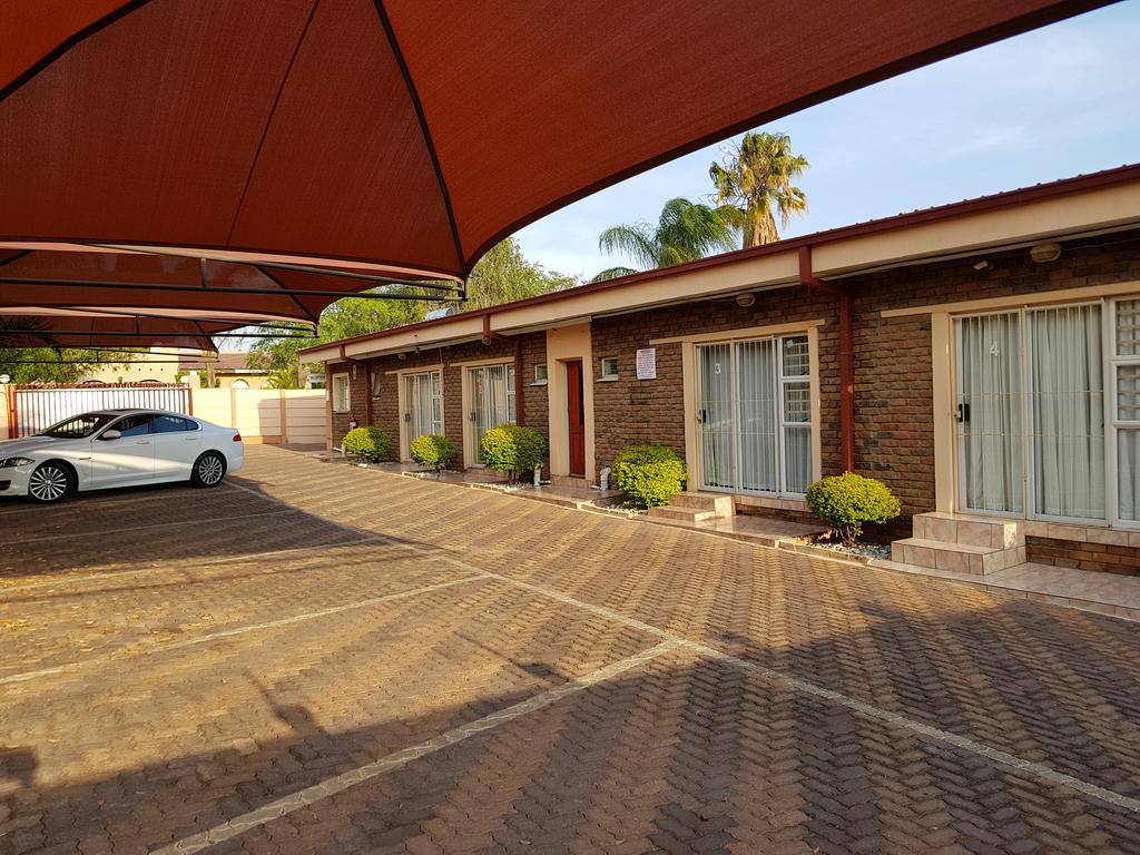 Ethen Guesthouse 波罗克瓦尼 外观 照片